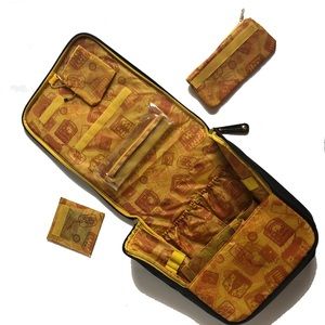 Like New Travel Toiletry Bag